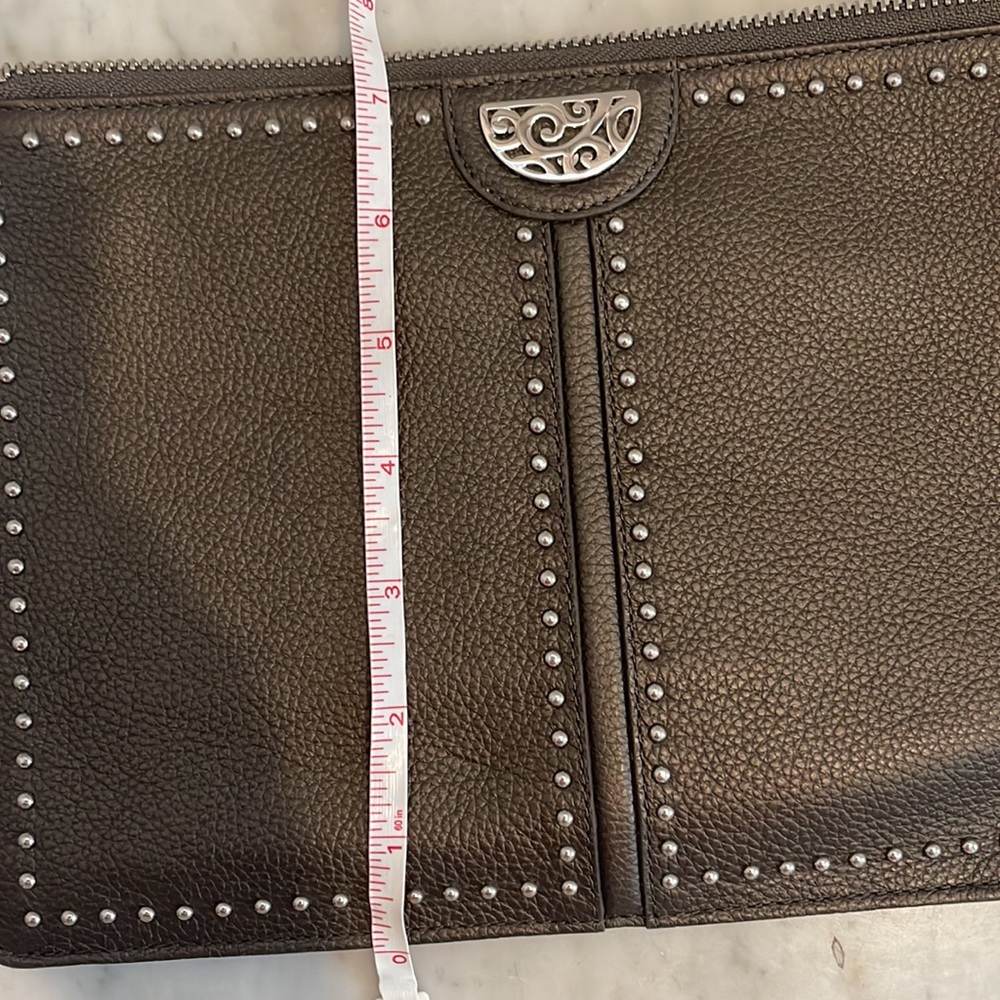 Brighton clutch with crossbody strap - Picture 6 of 6